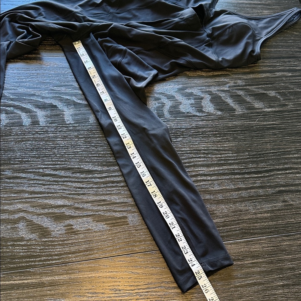 Lululemon Athletica Nulu Get Centered Onesie Jumper Romper in Black, 10 - Picture 6 of 10